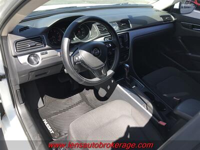 2017 Volkswagen Passat 1.8T S  *Nice Little Sedan! - Photo 10 - Tucson, AZ 85705