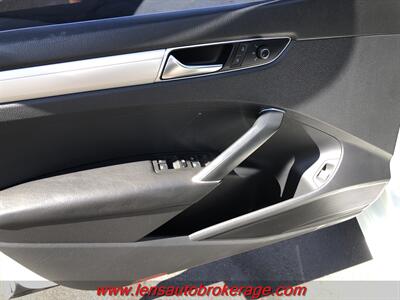 2017 Volkswagen Passat 1.8T S  *Nice Little Sedan! - Photo 9 - Tucson, AZ 85705