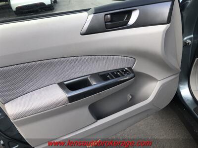 2013 Subaru Forester 2.5X   - Photo 9 - Tucson, AZ 85705
