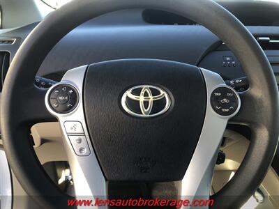 2010 Toyota Prius III  *Clean Fuel Saving Prius! - Photo 13 - Tucson, AZ 85705