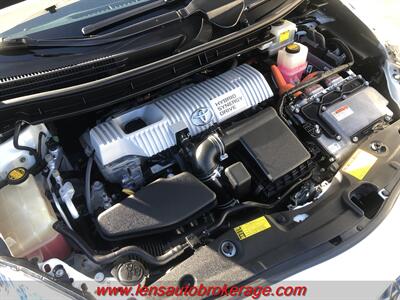 2010 Toyota Prius III  *Clean Fuel Saving Prius! - Photo 23 - Tucson, AZ 85705