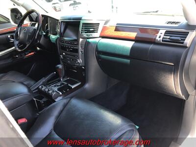 2015 Lexus LX  *V8 4x4 With 3rd Row!! - Photo 25 - Tucson, AZ 85705