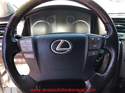 2015 Lexus LX  *V8 4x4 With 3rd Row!! - Photo 13 - Tucson, AZ 85705