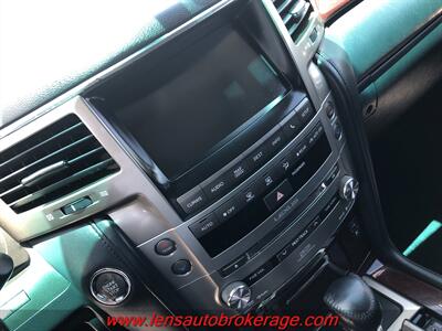 2015 Lexus LX  *V8 4x4 With 3rd Row!! - Photo 14 - Tucson, AZ 85705