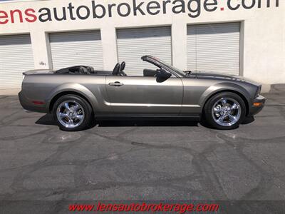 2005 Ford Mustang V6 Premium   - Photo 2 - Tucson, AZ 85705