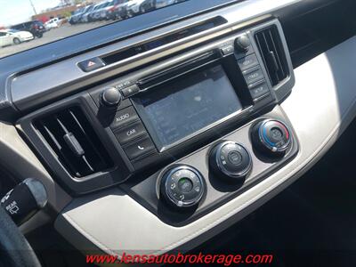 2015 Toyota RAV4 LE   - Photo 14 - Tucson, AZ 85705