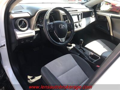 2015 Toyota RAV4 LE   - Photo 10 - Tucson, AZ 85705