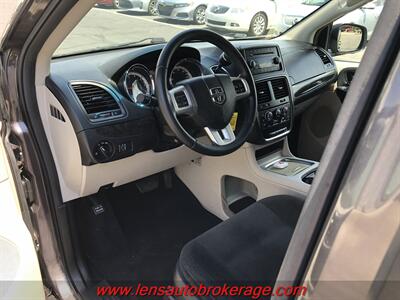 2015 Dodge Grand Caravan SXT  W/Dual Power Sliders! - Photo 10 - Tucson, AZ 85705