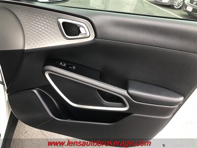 2020 Kia Soul LX  *Nice Nice Little Soul! - Photo 21 - Tucson, AZ 85705