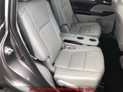 2016 Toyota RAV4 LE  *Super Nice Carfax 1 Owner Rav! - Photo 21 - Tucson, AZ 85705