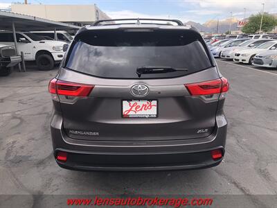 2016 Toyota RAV4 LE  *Super Nice Carfax 1 Owner Rav! - Photo 6 - Tucson, AZ 85705