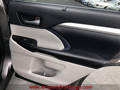 2016 Toyota RAV4 LE  *Super Nice Carfax 1 Owner Rav! - Photo 20 - Tucson, AZ 85705