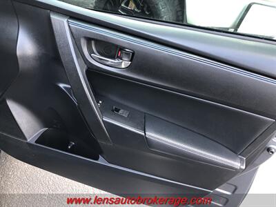 2017 Toyota Corolla SE  *Clean 79K Mile Fuel Saver! - Photo 21 - Tucson, AZ 85705