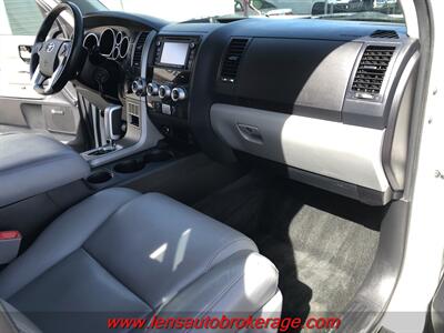 2017 Toyota Sequoia Limited  *Quad Seating & Roomy 3rd Row! - Photo 24 - Tucson, AZ 85705