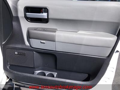 2017 Toyota Sequoia Limited  *Quad Seating & Roomy 3rd Row! - Photo 23 - Tucson, AZ 85705