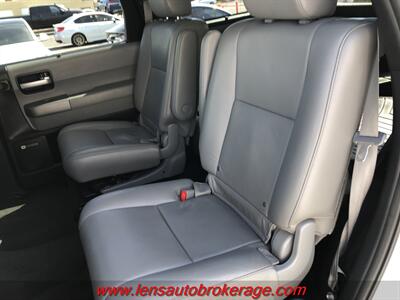 2017 Toyota Sequoia Limited  *Quad Seating & Roomy 3rd Row! - Photo 18 - Tucson, AZ 85705