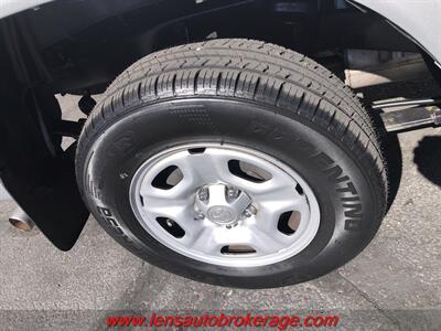 2010 Toyota Tacoma  *Clean 2wd Taco W/New Rubber & Automatic Trans! - Photo 23 - Tucson, AZ 85705