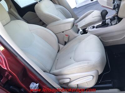 2019 Jeep Cherokee Latitude  *Nice Low Mileage 4x4! - Photo 23 - Tucson, AZ 85705