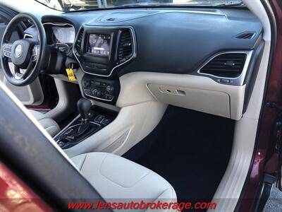 2019 Jeep Cherokee Latitude  *Nice Low Mileage 4x4! - Photo 22 - Tucson, AZ 85705