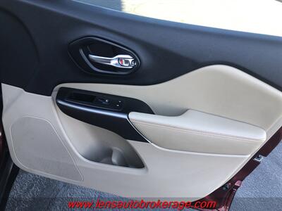 2019 Jeep Cherokee Latitude  *Nice Low Mileage 4x4! - Photo 21 - Tucson, AZ 85705