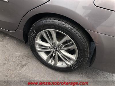 2017 Toyota Camry SE   - Photo 25 - Tucson, AZ 85705