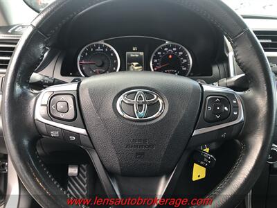 2017 Toyota Camry SE   - Photo 13 - Tucson, AZ 85705