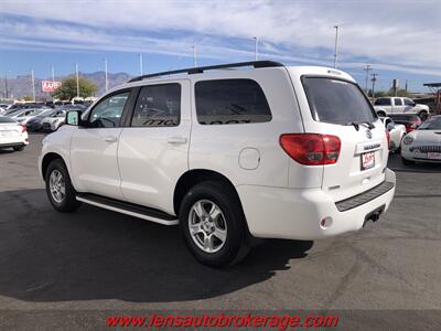 2008 Toyota Sequoia SR5  *Nice 2wd W/3rd Row! - Photo 6 - Tucson, AZ 85705