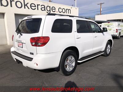2008 Toyota Sequoia SR5  *Nice 2wd W/3rd Row! - Photo 8 - Tucson, AZ 85705