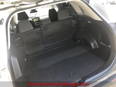 2021 Toyota RAV4 XLE  *54k Mile AWD!! - Photo 17 - Tucson, AZ 85705