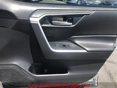 2021 Toyota RAV4 XLE  *54k Mile AWD!! - Photo 20 - Tucson, AZ 85705