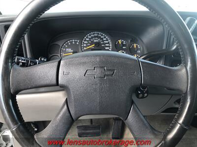 2004 Chevrolet Suburban 1500 LS   - Photo 10 - Tucson, AZ 85705