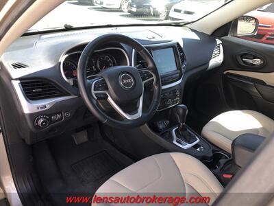 2015 Jeep Cherokee Latitude  *Nice Little Cherokee! - Photo 10 - Tucson, AZ 85705