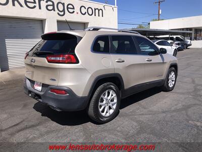 2015 Jeep Cherokee Latitude  *Nice Little Cherokee! - Photo 8 - Tucson, AZ 85705