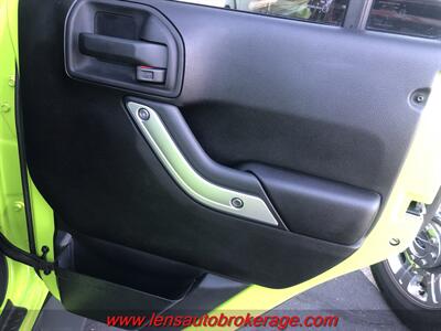 2013 Jeep Wrangler Unlimited Sahara  *Nice Hard Top Jeep! - Photo 19 - Tucson, AZ 85705