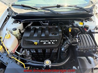 2014 Dodge Avenger SE   - Photo 17 - Tucson, AZ 85705