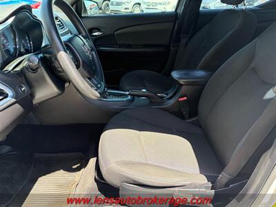 2014 Dodge Avenger SE   - Photo 10 - Tucson, AZ 85705