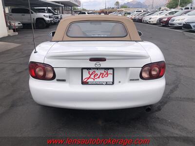 2001 Mazda MX-5 Miata LS  Only 31k Miles!! *NONE AROUND WITH MILES THIS LOW! - Photo 7 - Tucson, AZ 85705