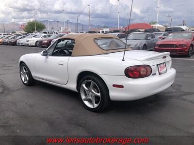 2001 Mazda MX-5 Miata LS  Only 31k Miles!! *NONE AROUND WITH MILES THIS LOW! - Photo 6 - Tucson, AZ 85705