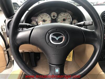 2001 Mazda MX-5 Miata LS  Only 31k Miles!! *NONE AROUND WITH MILES THIS LOW! - Photo 18 - Tucson, AZ 85705