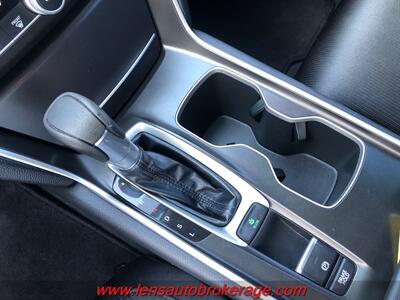 2018 Honda Accord LX  *Clean 55k Mile Sedan! - Photo 15 - Tucson, AZ 85705
