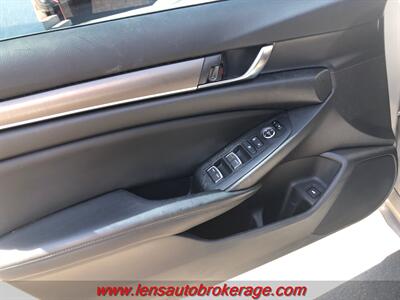 2018 Honda Accord LX  *Clean 55k Mile Sedan! - Photo 9 - Tucson, AZ 85705