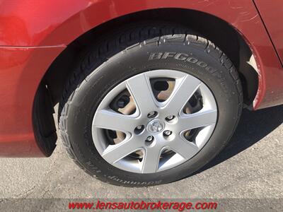 2009 Mazda Mazda3 i Sport  *Manual 5 Speed Trans! - Photo 22 - Tucson, AZ 85705