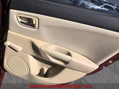 2009 Mazda Mazda3 i Sport  *Manual 5 Speed Trans! - Photo 17 - Tucson, AZ 85705