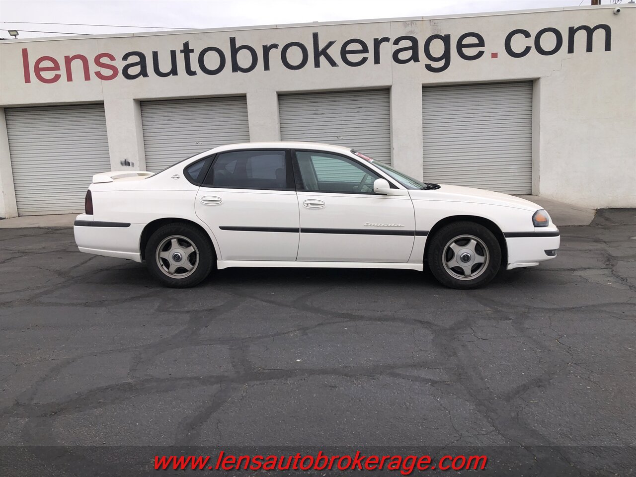 2002 Chevrolet Impala LS  *Coming Soon! - Photo 1 - Tucson, AZ 85705