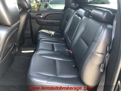2013 Chevrolet Avalanche LTZ Black Diamond  *Nice Clean 4x4 Avalanche! - Photo 18 - Tucson, AZ 85705