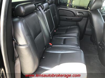 2013 Chevrolet Avalanche LTZ Black Diamond  *Nice Clean 4x4 Avalanche! - Photo 21 - Tucson, AZ 85705