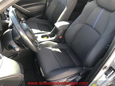 2023 Toyota Corolla Cross Hybrid SE  *6 In Stock! Come Take Your Pick! - Photo 13 - Tucson, AZ 85705