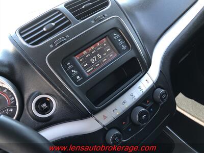 2016 Dodge Journey SE  *3rd Row Equipped! - Photo 14 - Tucson, AZ 85705