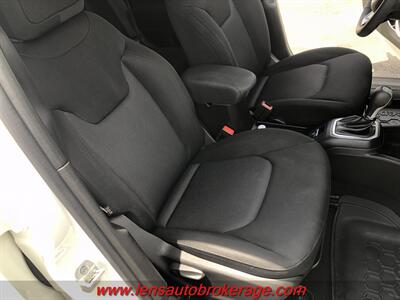 2020 Jeep Renegade Sport  *Only 38k Miles!* - Photo 23 - Tucson, AZ 85705