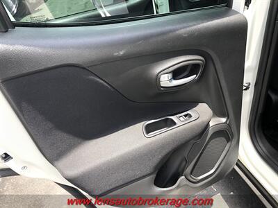 2020 Jeep Renegade Sport  *Only 38k Miles!* - Photo 16 - Tucson, AZ 85705